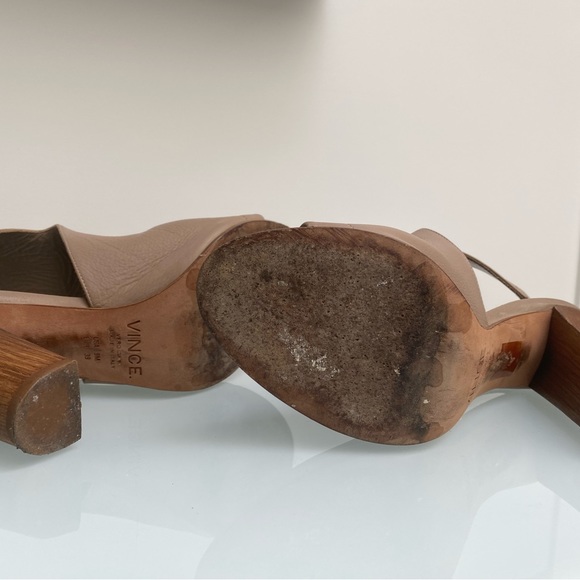 Vince Made in Italy chunky heels - Picture 3 of 3